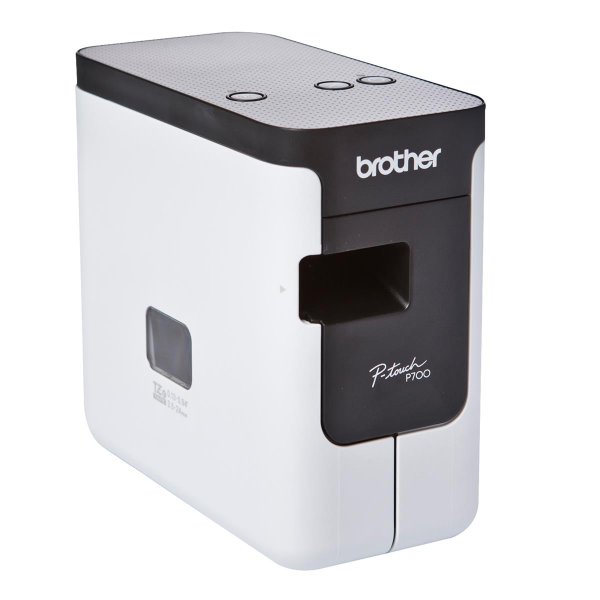 Brother Beschriftungsgerät PT-P700 inkl. USB-Kabel, Netzadapter, TZe-Schriftbandkassette (24 mm x 4 m, schwarz auf weiß), Schnellstart-Anleitung
